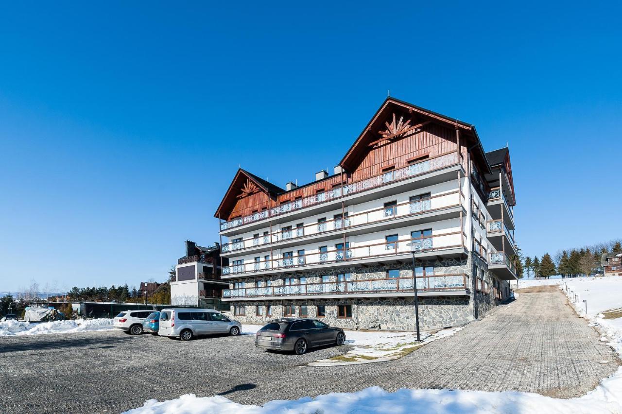Esti Apartament Nad Jeziorem Czorsztynskim Kültér fotó