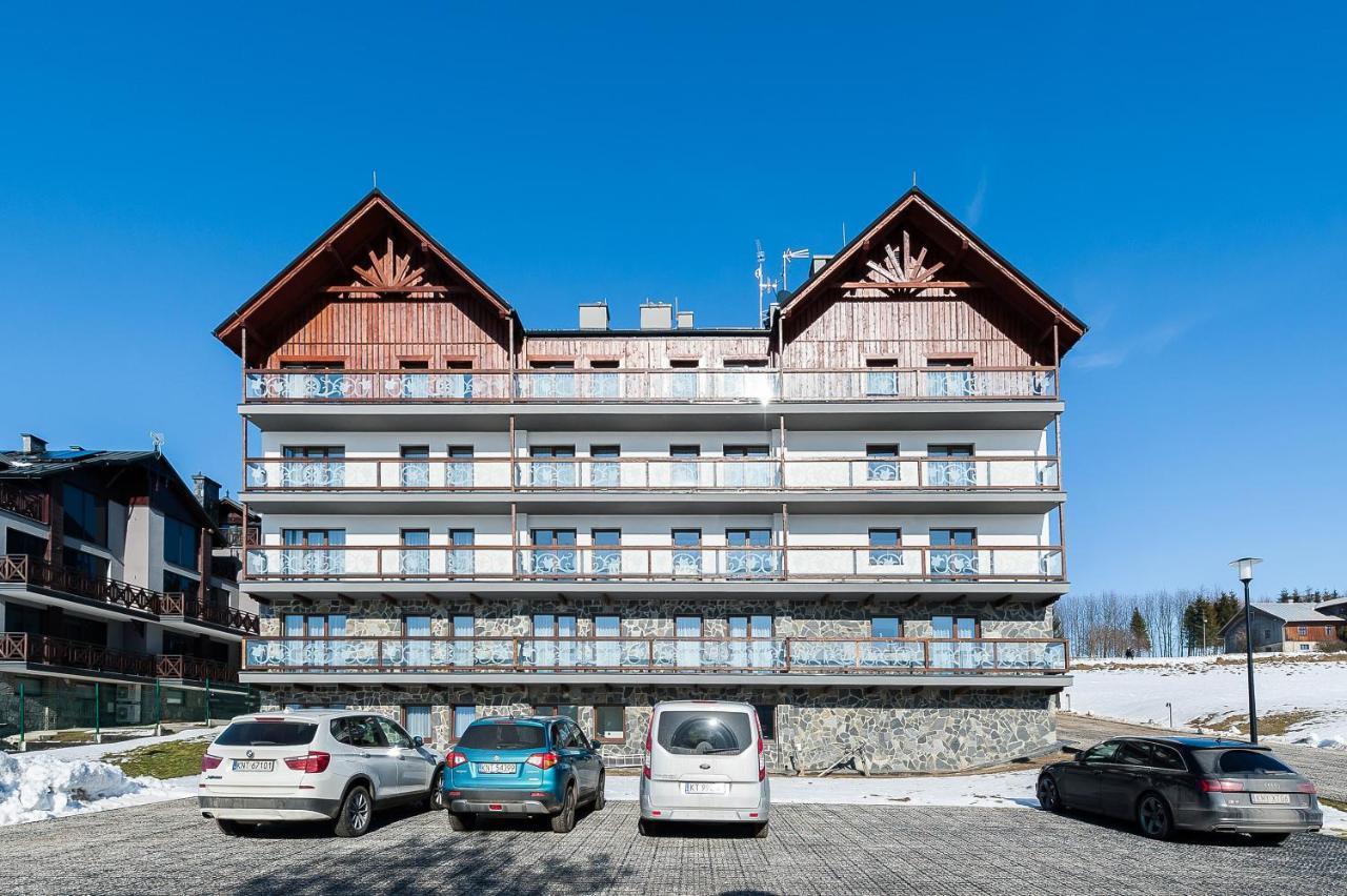 Esti Apartament Nad Jeziorem Czorsztynskim Kültér fotó